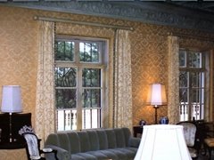 Fabric walls and drapes Fortuny